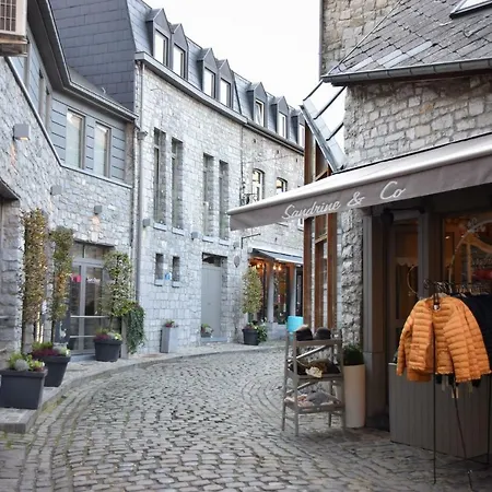 / 218 Ardennes Wifi / Pool Chalet